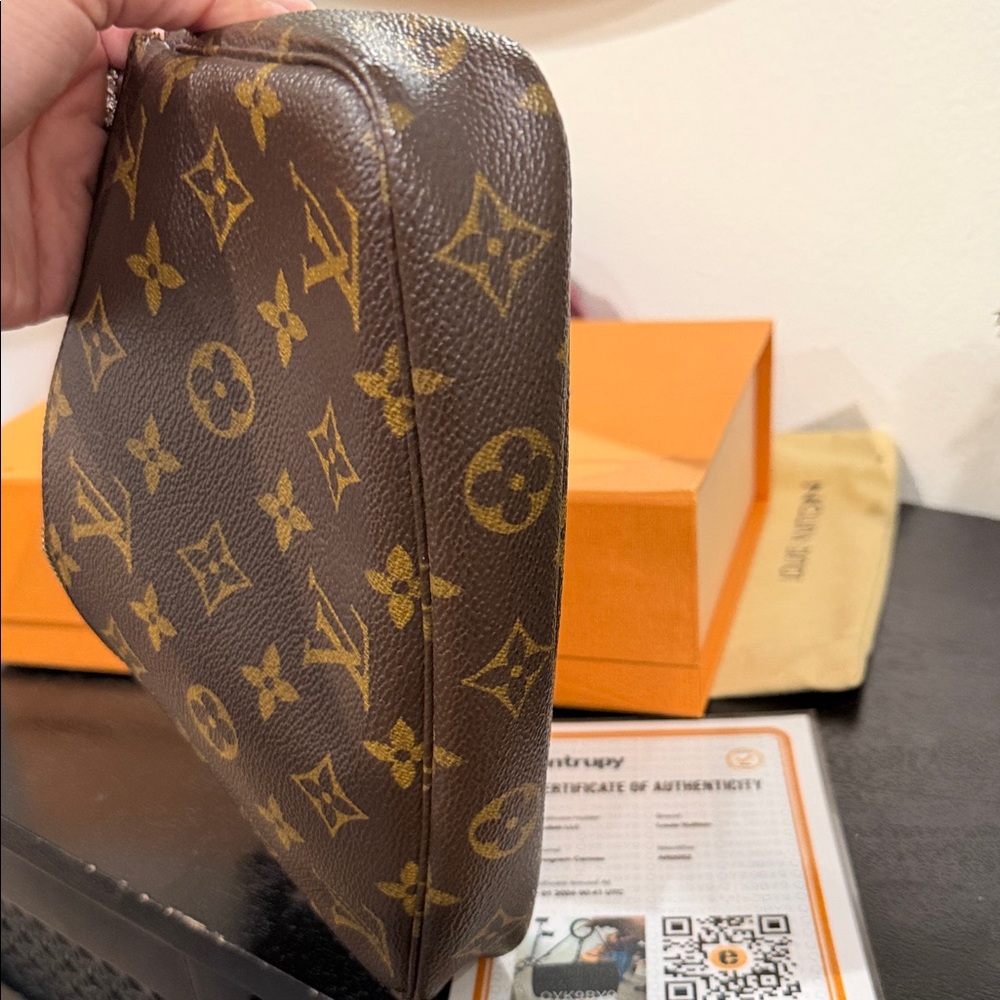 Louis Vuitton pochette - Picture 5 of 7